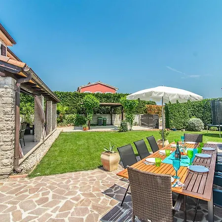 Villa Nicole By Kompas Bibici